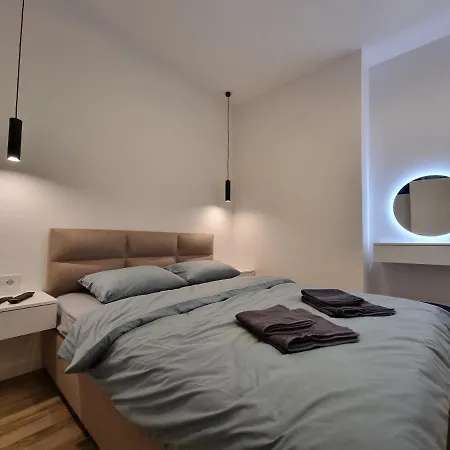 Likehome Life - Sonje Marinkovic Novi Sad