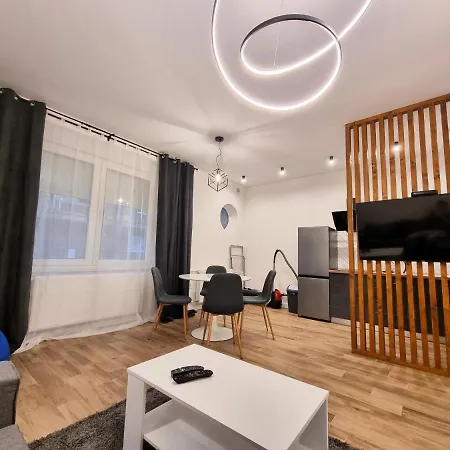 Likehome Life - Sonje Marinkovic *
