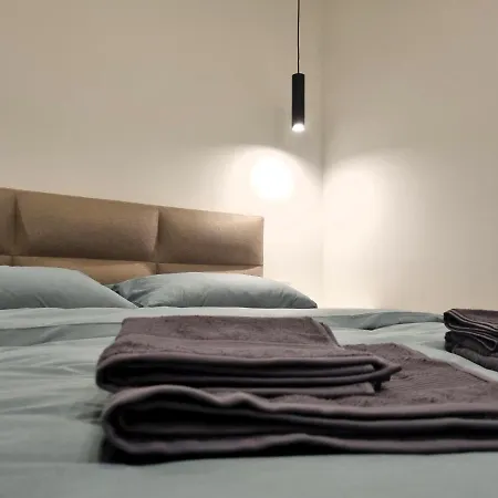 Likehome Life - Sonje Marinkovic *